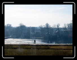 P.idf.seb 257 * 640 x 480 * (24KB)